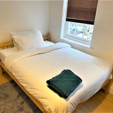 Smart 1 Bedroom Apartment In The City - Islington Londen Buitenkant foto