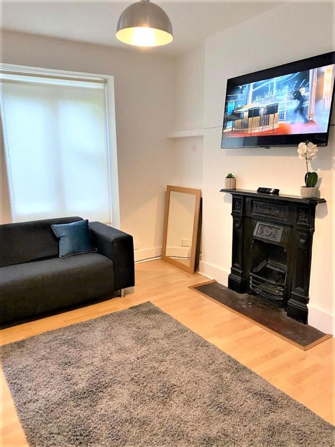 Smart 1 Bedroom Apartment In The City - Islington Londen Buitenkant foto
