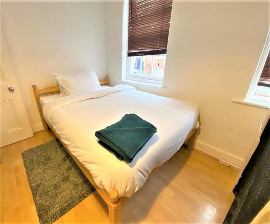 Smart 1 Bedroom Apartment In The City - Islington Londen Buitenkant foto